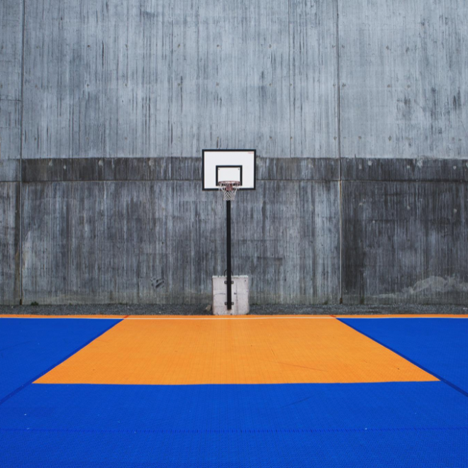 Amazing basketball court included Stockholm Fastighetsmäklare